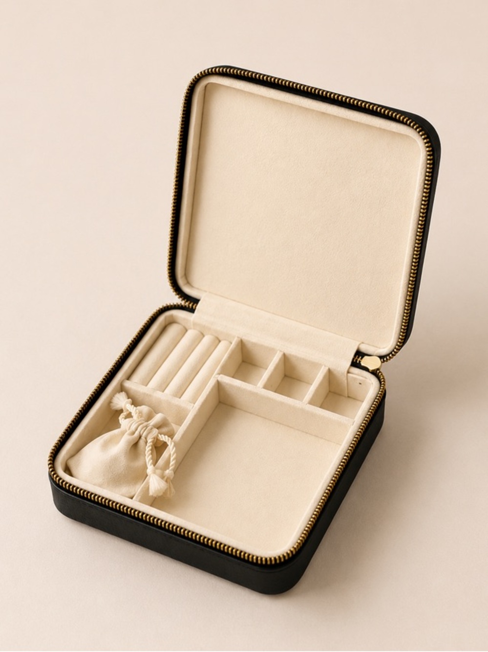 I. Crew Factory Travel Jewelry Organizer Case